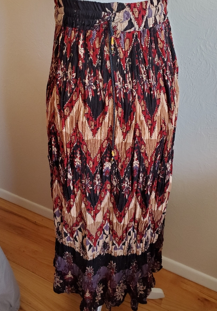 20% off Broom skirt